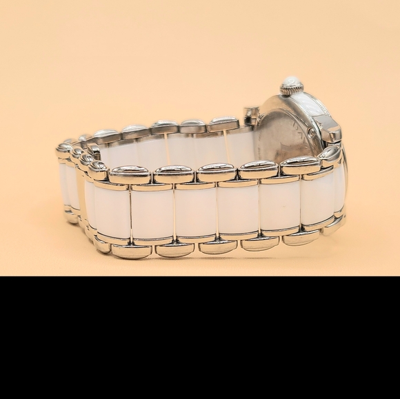 David Yurman Classic Quartz Watch With Diamond Bezel and White Ceramic - Picture 15 of 15